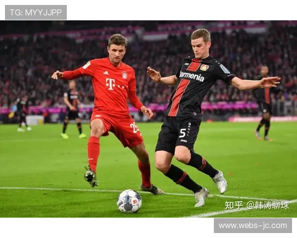 法兰克福对阵柏林联合，日本前锋堂安律内切射门得分